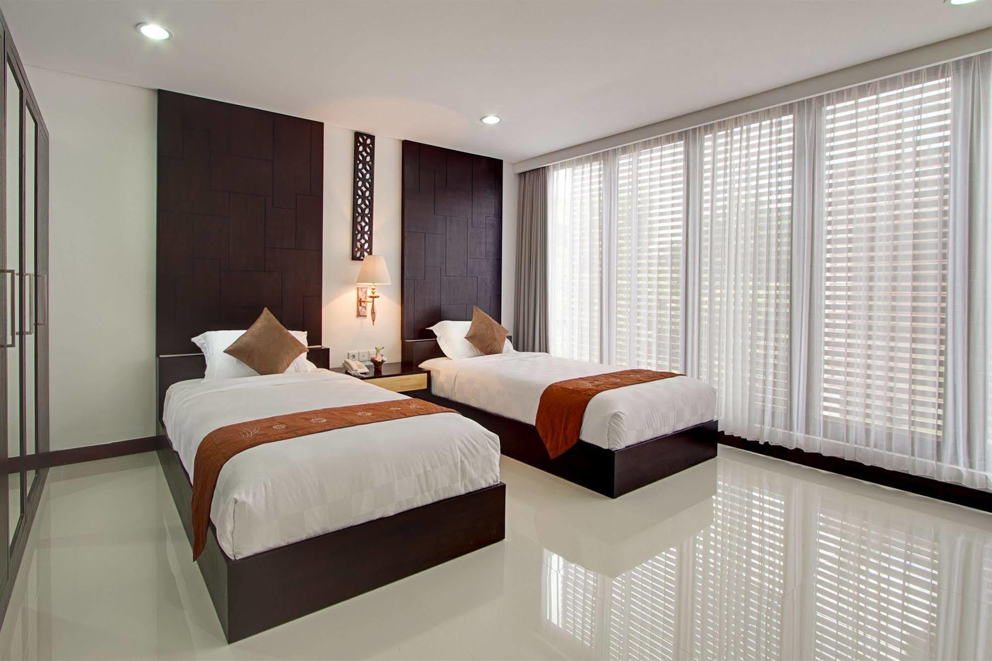 Kuta Ardenia Residence Luaran gambar