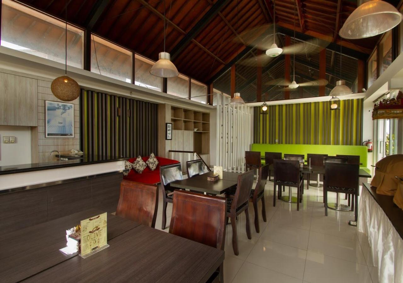 Kuta Ardenia Residence Luaran gambar