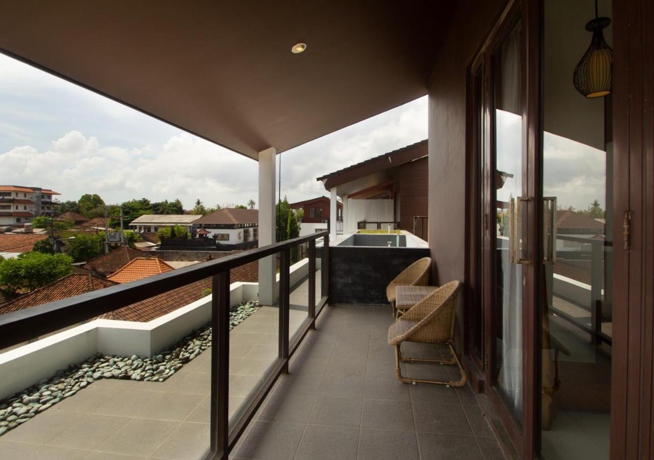 Kuta Ardenia Residence Luaran gambar