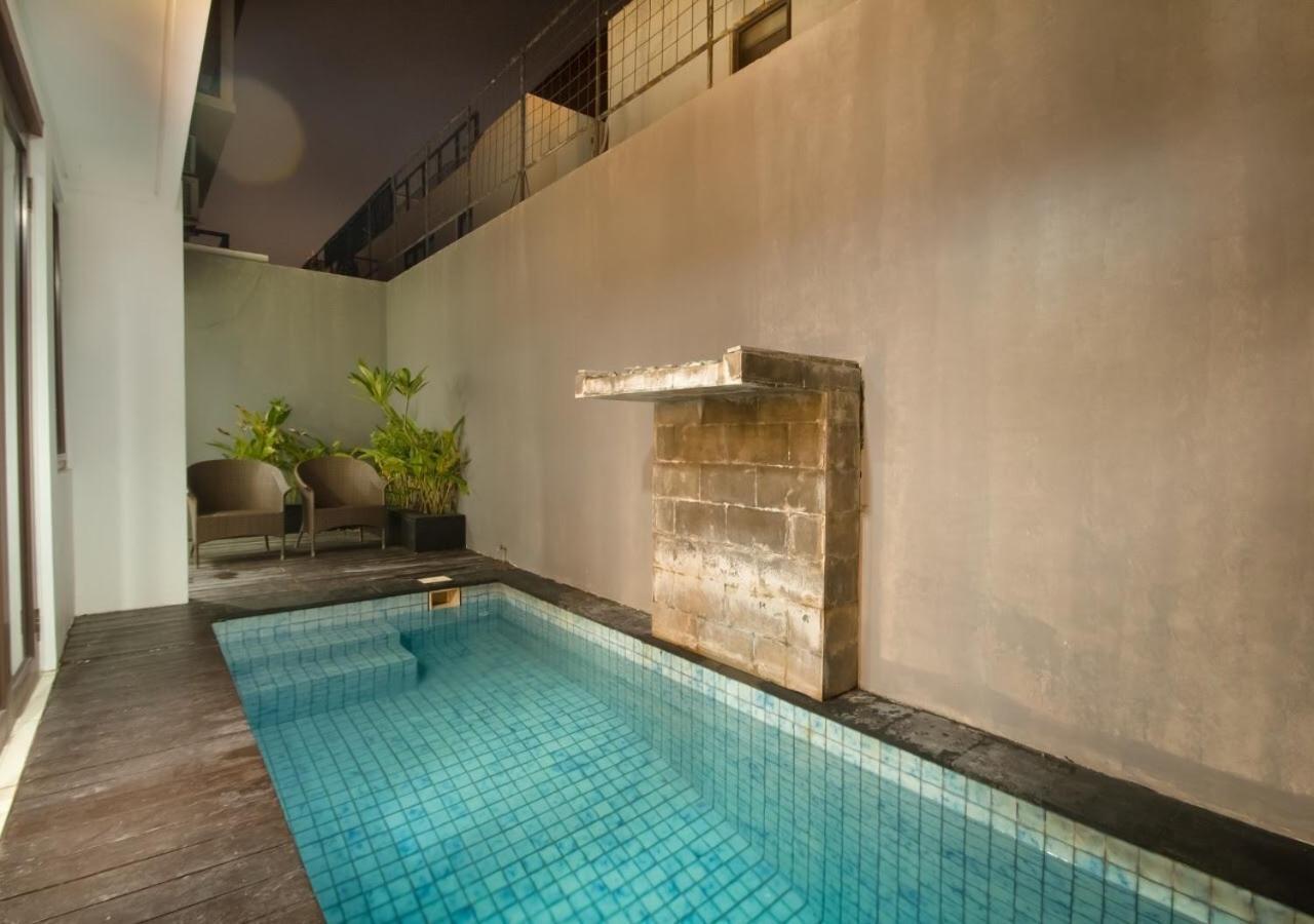 Kuta Ardenia Residence Luaran gambar